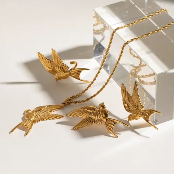 Swallow Peace Bird 18k Gold Stainless Steel Ring, Earrings, Necklace Set - Picture 11 of 17